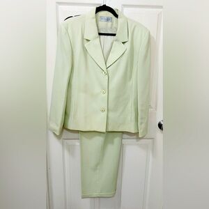 Vintage Via Condotti Women Blazer and Pants Suit Size Large